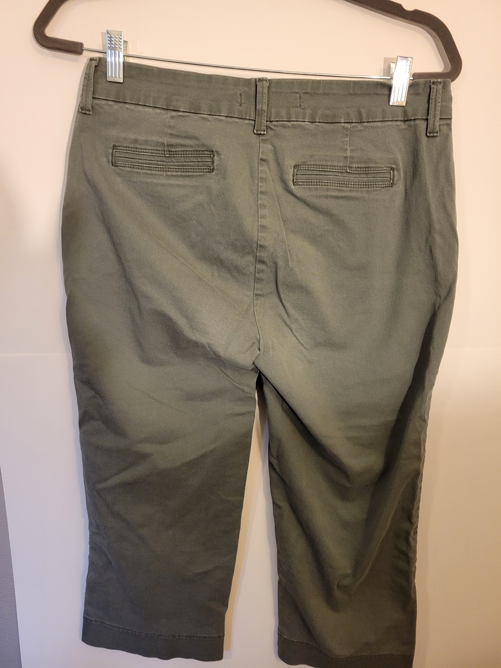 NYDJ Olive Green Chino Capri Pants